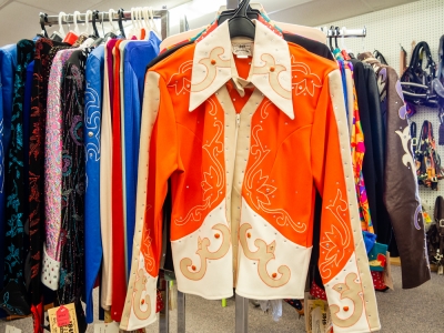 5 LadiesShowJackets2