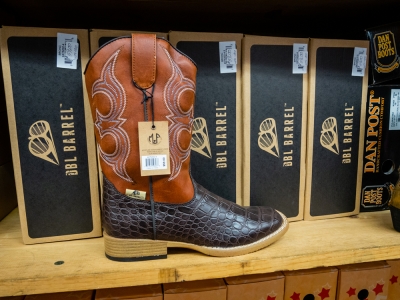 Hoffmann, Stables, Horse, Equine, Colt, Filly, Mare, Stallion, Bronco, Foal, Gelding, Mustang, Pony, Tack, Western, Wear, Cowboy, Boots, Jeans, Clothing, Outerwear, Grooming, Saddle, Stable, Deb, Gifts, Jewelry, cowboy hats, cowboy boots, riding boots, horse tack, breeding, artificial insemination, palomino, Arabian, brood mare, horse trainer, riding, stables, equine semen, frozen, foaling out, cameras, monitoring, 4-H, Fillmore County, MAHA Leader, Wrangler, Reinsman, Montana Silversmiths, Circle Y of Yoakum, Ariat, Dan Post Cowboy Certified Boots, Cinch, Authentic Laredo Western Boots, Ely Cattleman, Tony Lama Boots, Kakadu, Outback Trading Company, Cowboy Hardware, Horze Equestrian, Troxel, Panhandle, Breyer, Arctic Horse, M&amp;F Western Products, Weaver Leather, Corral, Breeches, Helmets and Protective Gear, Riding Gloves, Horse Show Clothing, Riding Apparel, English Riding, Equestrian Outfit, Outerwear, Men’s Western Wear, Rodeo Clothing, Kids Horse Clothing, Youth, Chaps, Saddles, Saddle Pads, Horse Boots, Horse Bits, Bridles, Halters, Leads, Stirrup Irons, Girths, Name, Horse Blankets, Turnouts, Stables sheets, Fly masks, brushes, Horse Care, Lessons, Horse Riding Lessons, Preston, Harmony, Lanesboro, Mabel, Canton, Spring Grove, Caledonia, Houston, La Crescent, Rochester, Chatfield, Fountain, Wykoff, Spring Valley, Ostrander, Le Roy, Historic Forestville, Horse Camping, Horse Trails, Horse Shoes, Fair, Shows, Blue Ribbon, Iowa, Wisconsin, La Crosse, Cresco, Fisks, arena, 