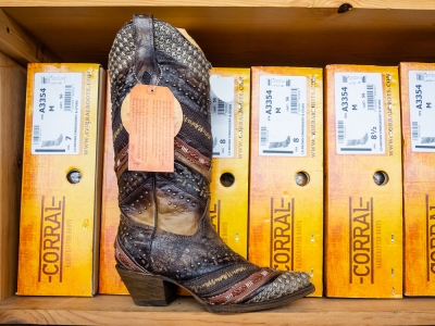 Hoffmann, Stables, Horse, Equine, Colt, Filly, Mare, Stallion, Bronco, Foal, Gelding, Mustang, Pony, Tack, Western, Wear, Cowboy, Boots, Jeans, Clothing, Outerwear, Grooming, Saddle, Stable, Deb, Gifts, Jewelry, cowboy hats, cowboy boots, riding boots, horse tack, breeding, artificial insemination, palomino, Arabian, brood mare, horse trainer, riding, stables, equine semen, frozen, foaling out, cameras, monitoring, 4-H, Fillmore County, MAHA Leader, Wrangler, Reinsman, Montana Silversmiths, Circle Y of Yoakum, Ariat, Dan Post Cowboy Certified Boots, Cinch, Authentic Laredo Western Boots, Ely Cattleman, Tony Lama Boots, Kakadu, Outback Trading Company, Cowboy Hardware, Horze Equestrian, Troxel, Panhandle, Breyer, Arctic Horse, M&amp;F Western Products, Weaver Leather, Corral, Breeches, Helmets and Protective Gear, Riding Gloves, Horse Show Clothing, Riding Apparel, English Riding, Equestrian Outfit, Outerwear, Men’s Western Wear, Rodeo Clothing, Kids Horse Clothing, Youth, Chaps, Saddles, Saddle Pads, Horse Boots, Horse Bits, Bridles, Halters, Leads, Stirrup Irons, Girths, Name, Horse Blankets, Turnouts, Stables sheets, Fly masks, brushes, Horse Care, Lessons, Horse Riding Lessons, Preston, Harmony, Lanesboro, Mabel, Canton, Spring Grove, Caledonia, Houston, La Crescent, Rochester, Chatfield, Fountain, Wykoff, Spring Valley, Ostrander, Le Roy, Historic Forestville, Horse Camping, Horse Trails, Horse Shoes, Fair, Shows, Blue Ribbon, Iowa, Wisconsin, La Crosse, Cresco, Fisks, arena, 