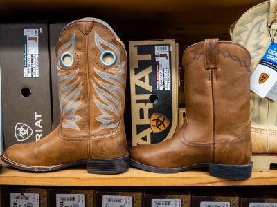 Hoffmann, Stables, Horse, Equine, Colt, Filly, Mare, Stallion, Bronco, Foal, Gelding, Mustang, Pony, Tack, Western, Wear, Cowboy, Boots, Jeans, Clothing, Outerwear, Grooming, Saddle, Stable, Deb, Gifts, Jewelry, cowboy hats, cowboy boots, riding boots, horse tack, breeding, artificial insemination, palomino, Arabian, brood mare, horse trainer, riding, stables, equine semen, frozen, foaling out, cameras, monitoring, 4-H, Fillmore County, MAHA Leader, Wrangler, Reinsman, Montana Silversmiths, Circle Y of Yoakum, Ariat, Dan Post Cowboy Certified Boots, Cinch, Authentic Laredo Western Boots, Ely Cattleman, Tony Lama Boots, Kakadu, Outback Trading Company, Cowboy Hardware, Horze Equestrian, Troxel, Panhandle, Breyer, Arctic Horse, M&amp;F Western Products, Weaver Leather, Corral, Breeches, Helmets and Protective Gear, Riding Gloves, Horse Show Clothing, Riding Apparel, English Riding, Equestrian Outfit, Outerwear, Men’s Western Wear, Rodeo Clothing, Kids Horse Clothing, Youth, Chaps, Saddles, Saddle Pads, Horse Boots, Horse Bits, Bridles, Halters, Leads, Stirrup Irons, Girths, Name, Horse Blankets, Turnouts, Stables sheets, Fly masks, brushes, Horse Care, Lessons, Horse Riding Lessons, Preston, Harmony, Lanesboro, Mabel, Canton, Spring Grove, Caledonia, Houston, La Crescent, Rochester, Chatfield, Fountain, Wykoff, Spring Valley, Ostrander, Le Roy, Historic Forestville, Horse Camping, Horse Trails, Horse Shoes, Fair, Shows, Blue Ribbon, Iowa, Wisconsin, La Crosse, Cresco, Fisks, arena, 