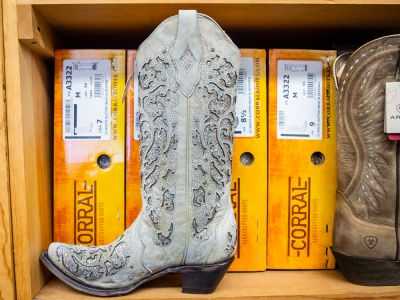 Hoffmann, Stables, Horse, Equine, Colt, Filly, Mare, Stallion, Bronco, Foal, Gelding, Mustang, Pony, Tack, Western, Wear, Cowboy, Boots, Jeans, Clothing, Outerwear, Grooming, Saddle, Stable, Deb, Gifts, Jewelry, cowboy hats, cowboy boots, riding boots, horse tack, breeding, artificial insemination, palomino, Arabian, brood mare, horse trainer, riding, stables, equine semen, frozen, foaling out, cameras, monitoring, 4-H, Fillmore County, MAHA Leader, Wrangler, Reinsman, Montana Silversmiths, Circle Y of Yoakum, Ariat, Dan Post Cowboy Certified Boots, Cinch, Authentic Laredo Western Boots, Ely Cattleman, Tony Lama Boots, Kakadu, Outback Trading Company, Cowboy Hardware, Horze Equestrian, Troxel, Panhandle, Breyer, Arctic Horse, M&amp;F Western Products, Weaver Leather, Corral, Breeches, Helmets and Protective Gear, Riding Gloves, Horse Show Clothing, Riding Apparel, English Riding, Equestrian Outfit, Outerwear, Men’s Western Wear, Rodeo Clothing, Kids Horse Clothing, Youth, Chaps, Saddles, Saddle Pads, Horse Boots, Horse Bits, Bridles, Halters, Leads, Stirrup Irons, Girths, Name, Horse Blankets, Turnouts, Stables sheets, Fly masks, brushes, Horse Care, Lessons, Horse Riding Lessons, Preston, Harmony, Lanesboro, Mabel, Canton, Spring Grove, Caledonia, Houston, La Crescent, Rochester, Chatfield, Fountain, Wykoff, Spring Valley, Ostrander, Le Roy, Historic Forestville, Horse Camping, Horse Trails, Horse Shoes, Fair, Shows, Blue Ribbon, Iowa, Wisconsin, La Crosse, Cresco, Fisks, arena, 