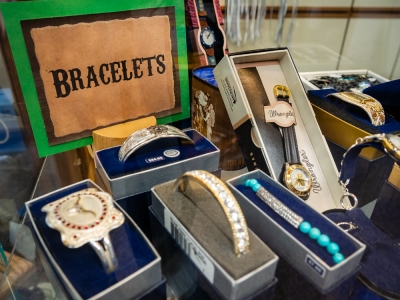 MSH_FeaturedBracelets01