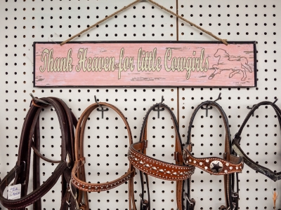 MSH_HoffmannMerchandise08